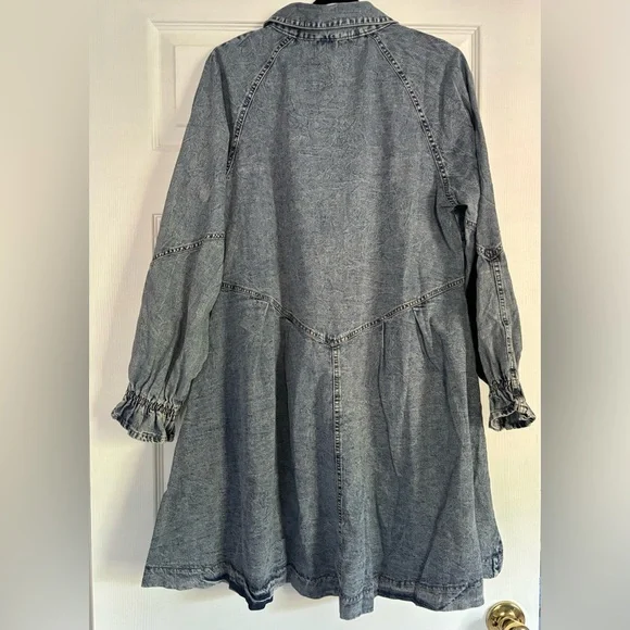 NWT! Fate Chambray Jean Dress / Size S - Picture 7 of 8